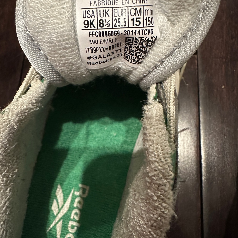 Toddler Reebok’s - Picture 4 of 4